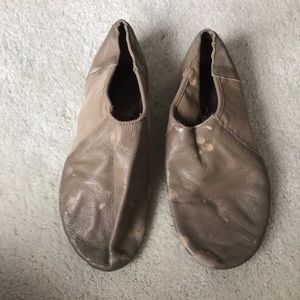 So Danca Slip on Tan Jazz Shoes